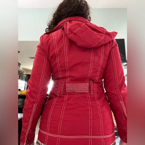 Zara Basic Women’s Red Raincoat Full Zip with Detachable Hoodie & Pockets, S